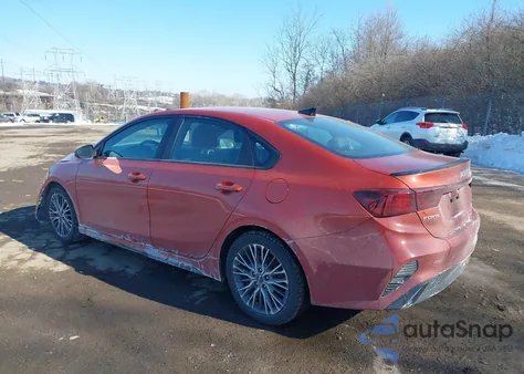 2022 Kia Forte Gt-Line из США, поврежденный, VIN 3KPF54AD1NE431353